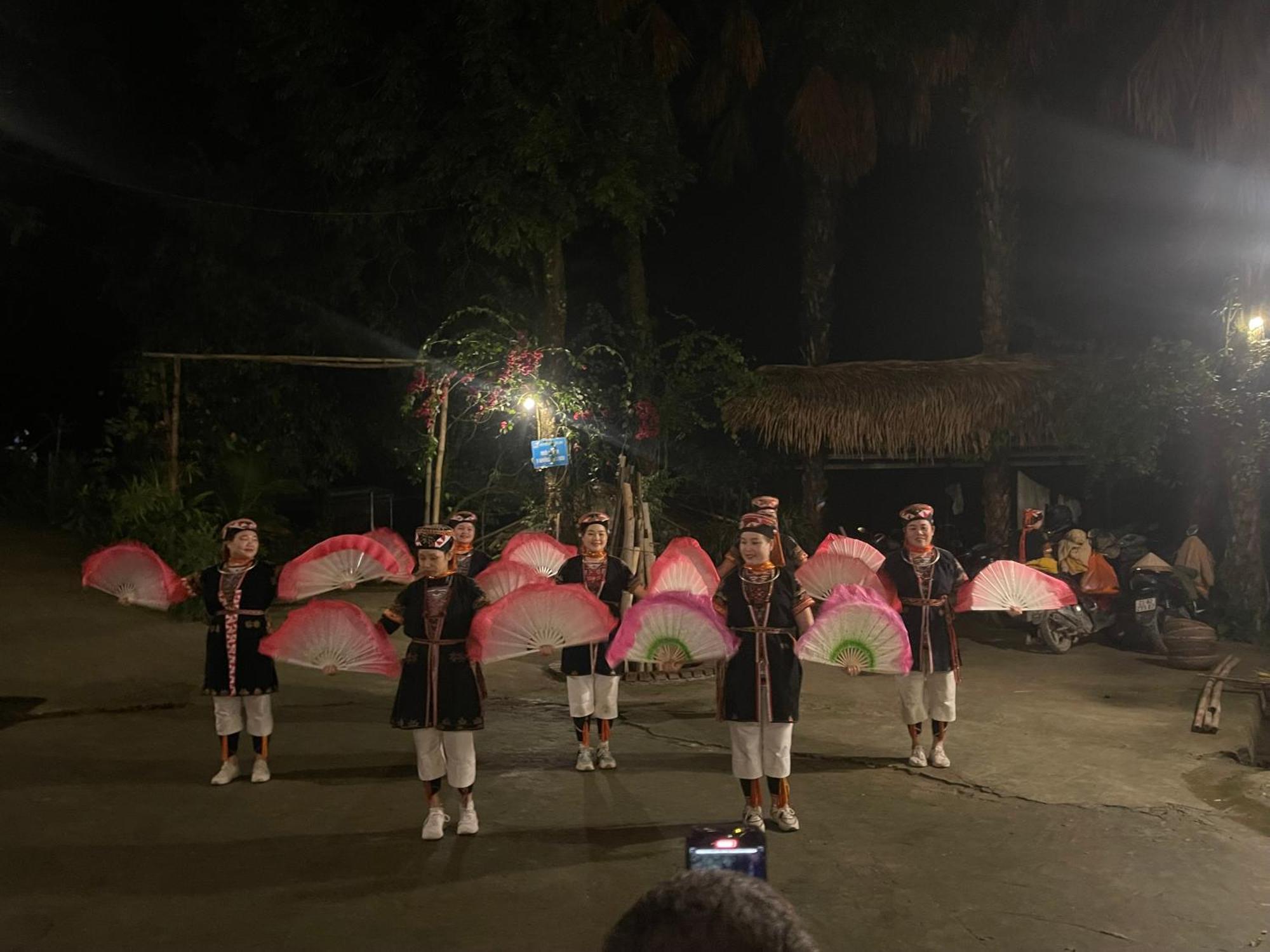 Vu Linh Palm House Homestay - Bungalow Yen Bai Luaran gambar